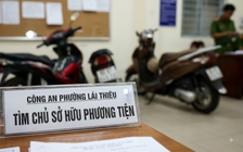 Công an phường Lái Thiêu tìm chủ xe máy liên quan 2 vụ tai nạn giao thông