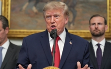 Ông Trump tuyên bố mở ‘chiến tranh kinh tế’ chưa từng có chống Iran