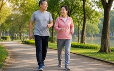 Đi bộ hay chạy bộ: Bài tập nào tốt hơn cho người huyết áp cao?