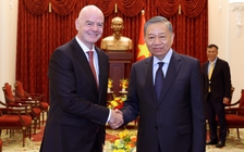 Việt Nam đề nghị FIFA hỗ trợ phát triển hạ tầng, đăng cai các giải đấu lớn