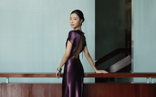 Mặc sắc tím thế nào để diện mạo thăng hạng, không lo bị 'sến'?