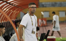 HLV Kewell chua chát ‘thật khó chấp nhận khi Hà Nội thua quá nặng’, HLV Văn Sỹ Sơn sung sướng tột độ