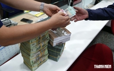 Lãi suất tiết kiệm tiếp tục neo cao trên 9%/năm