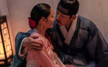 Phim mới của Son Ye Jin, Ji Chang Wook bị 'ném đá' vì quá nhiều cảnh nóng