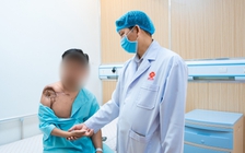 Liệt cánh tay 3 năm, chàng trai 22 tuổi được phục hồi bằng cơ đùi