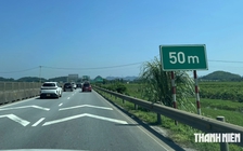 Kẻ vạch, gắn biển phạt lỗi khoảng cách trên nhiều cao tốc