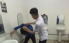 Nam sinh bị bạo hành gãy xương mũi, nhà trường đề nghị công an vào cuộc