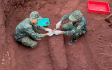 Tìm thấy thêm 4 hài cốt liệt sĩ ở sân bay Lộc Ninh