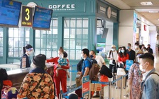 Vé máy bay đắt đỏ, xe khách thoải mái dịp lễ 30.4