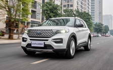 Chưa về đến đại lý, Ford Explorer đội giá bán hơn 200 triệu đồng