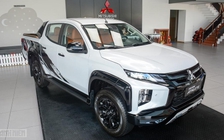 Lượng tiêu thụ xe bán tải giảm 63%, Mitsubishi Triton vượt mặt Ford Ranger