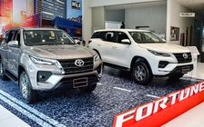 Toyota Fortuner 2022 thêm trang bị, giá tăng 33 triệu đồng