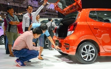 Ô tô cỡ nhỏ dưới 450 triệu đồng: ‘Tân binh’ nổi loạn soán ngôi vua