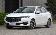 Sedan hạng C mới của Ford dựa trên nền tảng Focus, cạnh tranh Honda Civic