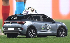 Giải mã ô tô mô hình Volkswagen chở bóng ra sân tại Euro 2020