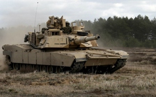 Tư lệnh NATO: Mỹ không đủ sức chống Nga ở châu Âu