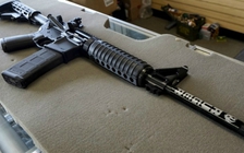 Mua xe hơi được khuyến mãi súng AR-15 tại Mỹ
