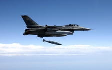 Mỹ không kích Taliban tại Afghanistan sau chỉ thị của ông Obama