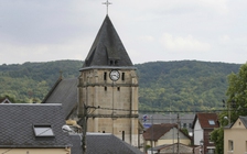 Nghi phạm tấn công nhà thờ ở Pháp vừa ra tù vì âm mưu khủng bố