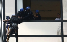 Mạo hiểm leo toà nhà 58 tầng để gặp... Donald Trump