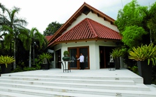 Nổ súng gần dinh tổng thống Philippines