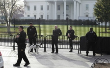 Bắt người dọa 'giết sạch cảnh sát da trắng' tại Nhà Trắng
