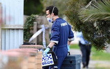 Giết bạn gái lúc phê ma túy, một người gốc Việt lãnh 25 năm tù