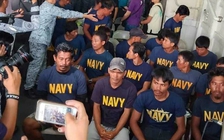 Bộ trưởng Philippines muốn tàu Trung Quốc xin lỗi, bồi thường vụ đâm chìm tàu