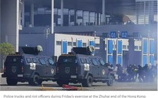 Cảnh sát Trung Quốc diễn tập rầm rộ trước ngày kỷ niệm nhận lại Macau