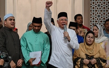 Cựu Thủ tướng Malaysia thề độc, bác bỏ cáo buộc ra lệnh giết người mẫu Mông Cổ