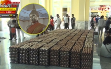 Nhóm du khách Trung Quốc dâng trứng cầu Phật giải nạn dịch COVID-19