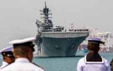 Hạm đội Thái Bình Dương của Mỹ cách ly tàu thuyền để ngăn dịch COVID-19