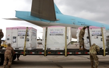 Sợ bị hớt tay trên, bang Mỹ dùng Vệ binh quốc gia canh thiết bị xét nghiệm Covid-19