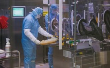 Đức dự báo có vắc xin Covid-19 vào mùa thu nhưng không chắc đại dịch sẽ hết