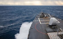 Tàu khu trục Mỹ tuần tra tại Trường Sa