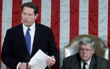 Khi Phó tổng thống Mỹ chứng nhận chiến thắng của đối thủ tranh cử