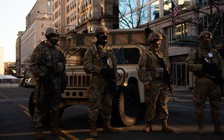 Đảng Dân chủ đòi súng máy cho Vệ binh Quốc gia bảo vệ lễ nhậm chức?