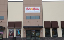 Nhà hàng Việt bị phân biệt chủng tộc tại Canada