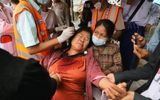 Lại nổ súng trong biểu tình tại Myanmar, 5 người bị thương