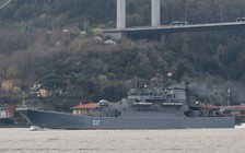 Tàu chiến Nga đổ về biển Đen giữa căng thẳng