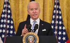 Tổng thống Mỹ tung biện pháp mạnh để mở rộng tiêm vắc xin