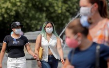 WHO cảnh báo người đã tiêm vắc xin Covid-19 không chủ quan