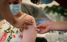 Biến thể Omicron có thể giảm khả năng tái nhiễm Delta ?