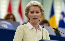 EU chính thức đề xuất cấm nhập khẩu hoàn toàn dầu mỏ Nga