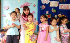 Giáo viên mầm non phải kiêm vệ sinh trường lớp, cấp dưỡng thì đi làm nhà hàng