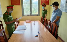 Vác ghế tấn công nữ thành viên đoàn kiểm tra phòng chống Covid-19, bị khởi tố