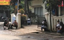 Đấu súng dữ dội tại toà nhà chính quyền ở Indonesia