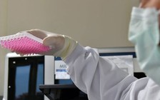 Nga tố 'nước ngoài' thu thập ADN người Nga, nghi ngờ 'nghiên cứu chiến tranh sinh học'