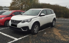 Peugeot 5008 sẵn sàng nghênh chiến Hyundai SantaFe