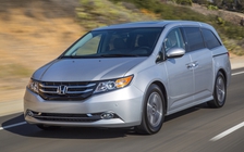 Honda làm mới Odyssey, cạnh tranh xe gia đình Kia Sedona